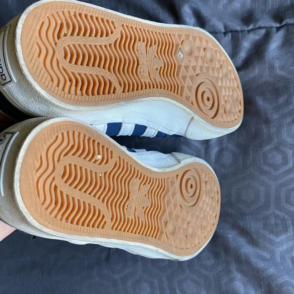 Adidas 3y kids shoes